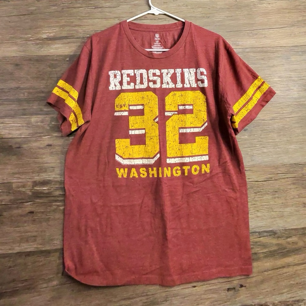 Redskins Men's Short Sleeve Tee - Red and Yellow